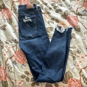 super high rise ripped jegging // AE size 4